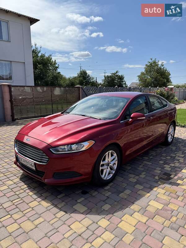 Седан Ford Fusion 2014 в Романове