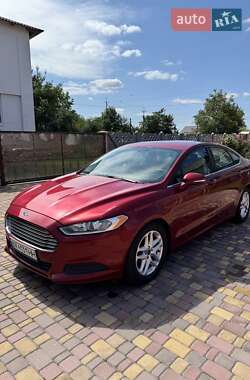 Седан Ford Fusion 2014 в 