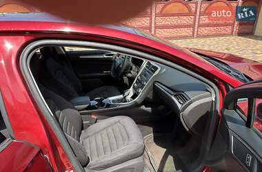 Седан Ford Fusion 2014 в Романове