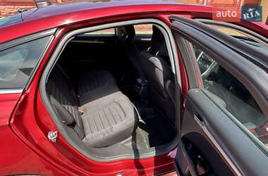 Седан Ford Fusion 2014 в 
