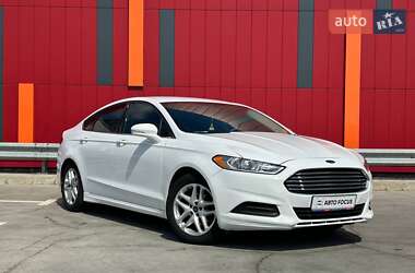 Седан Ford Fusion 2014 в Києві