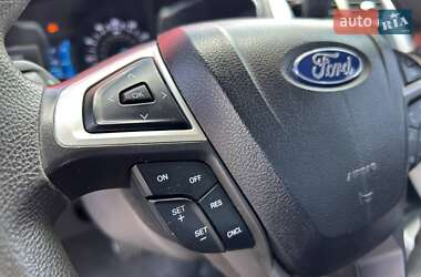 Седан Ford Fusion 2014 в 