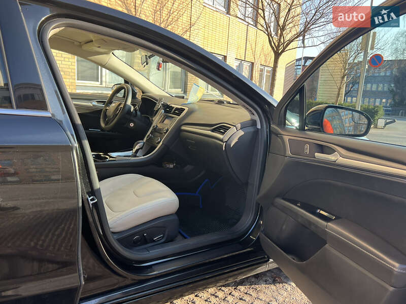 Седан Ford Fusion 2013 в Белой Церкви