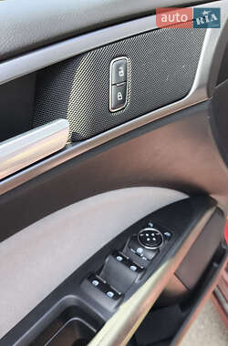 Седан Ford Fusion 2016 в 