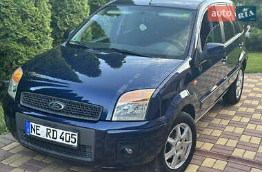 Хэтчбек Ford Fusion 2010 в 