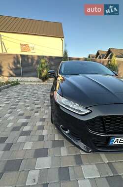 Седан Ford Fusion 2012 в 