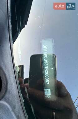 Седан Ford Fusion 2012 в 