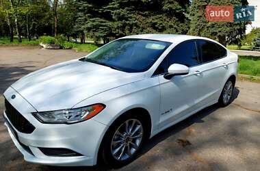 Седан Ford Fusion 2017 в 