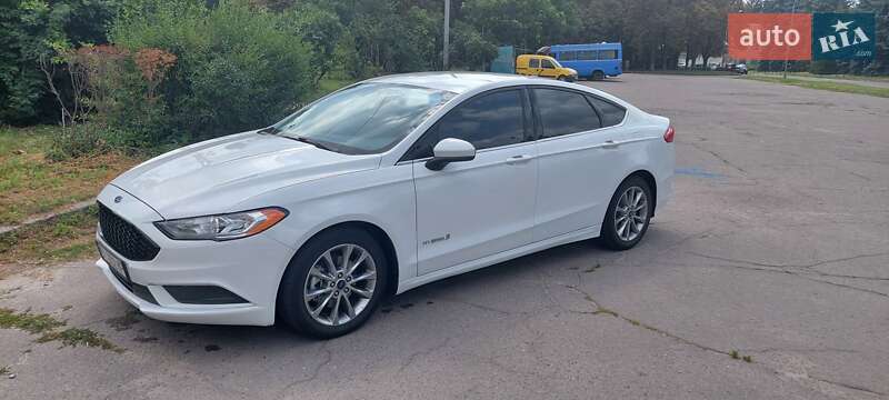 Седан Ford Fusion 2017 в Кременчуге