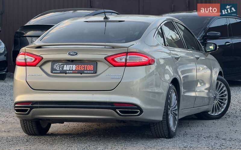 Седан Ford Fusion 2015 в Харкові
