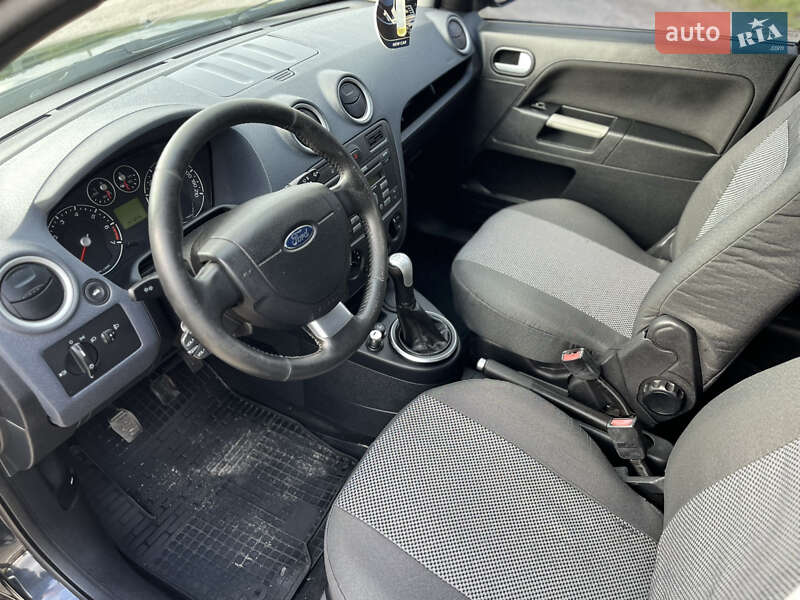Хэтчбек Ford Fusion 2005 в Полтаве