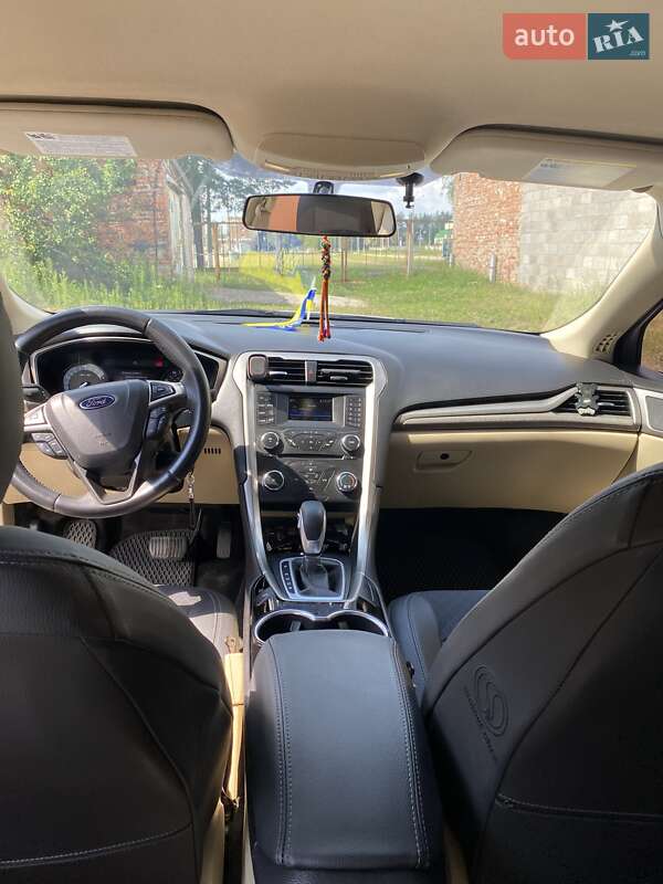 Седан Ford Fusion 2015 в Чернігові фото 7 Седан Ford Fusion 2015 в Чернігові