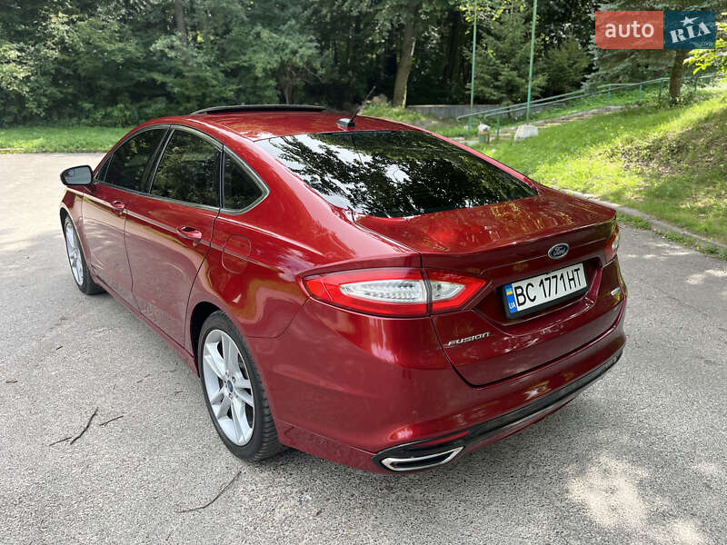 Седан Ford Fusion 2014 в Львове