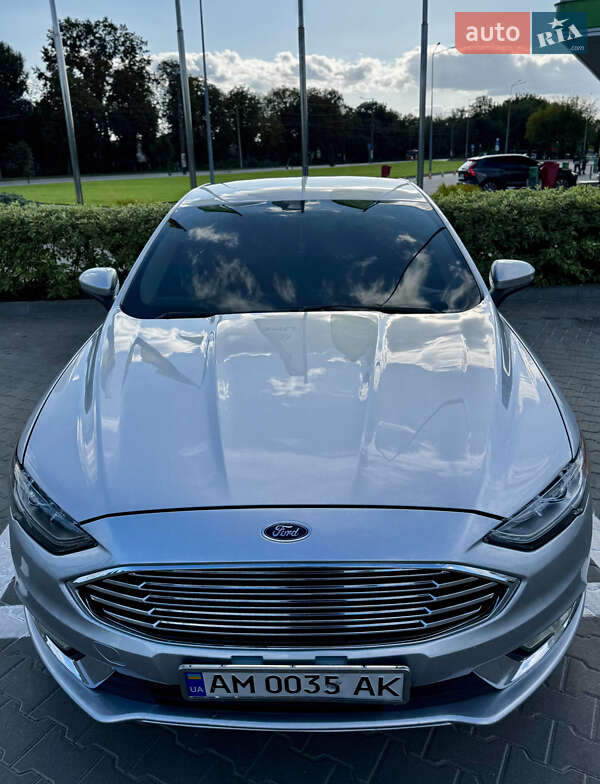Седан Ford Fusion 2016 в Житомирі