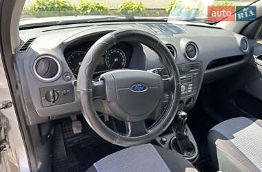 Хэтчбек Ford Fusion 2007 в 