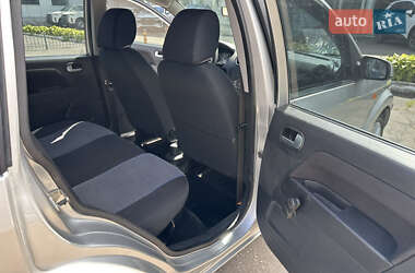 Хэтчбек Ford Fusion 2007 в 