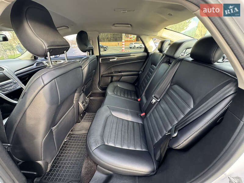 Седан Ford Fusion 2016 в Одессе