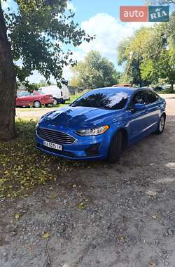 Седан Ford Fusion 2019 в Києві