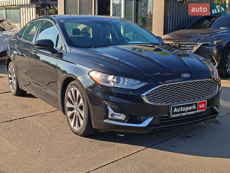 Седан Ford Fusion 2019 в Харькове