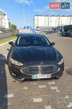 Седан Ford Fusion 2019 в Івано-Франківську