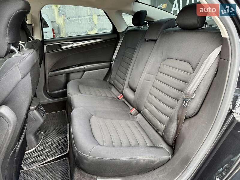 Седан Ford Fusion 2013 в Харкові