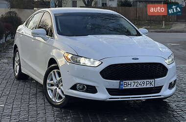 Ford Fusion 2016
