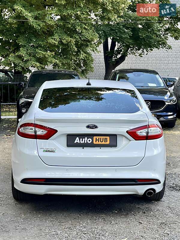 Седан Ford Fusion 2014 в Харькове