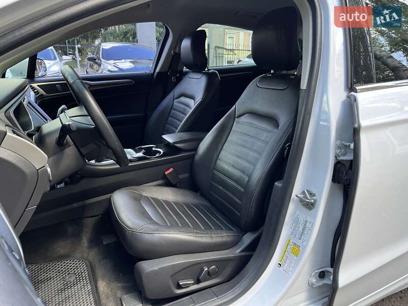 Седан Ford Fusion 2014 в Харькове