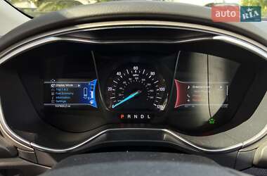 Седан Ford Fusion 2014 в 