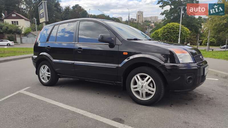 Хэтчбек Ford Fusion 2011 в Виннице