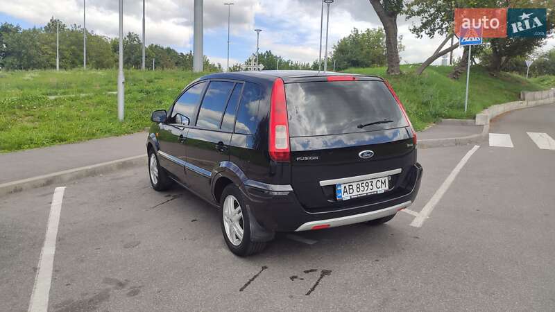 Хэтчбек Ford Fusion 2011 в Виннице