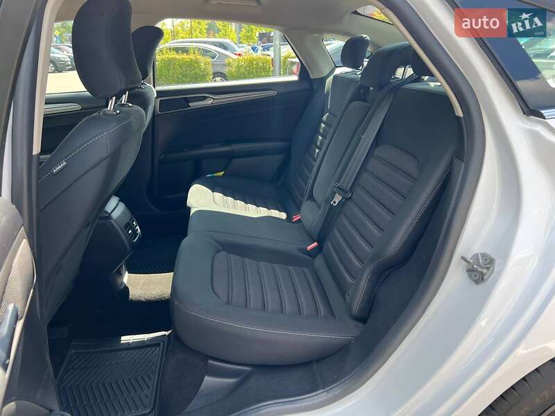Седан Ford Fusion 2018 в Киеве