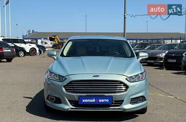 Седан Ford Fusion 2013 в 