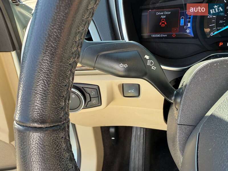 Седан Ford Fusion 2013 в Одесі