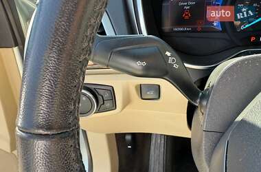 Седан Ford Fusion 2013 в 