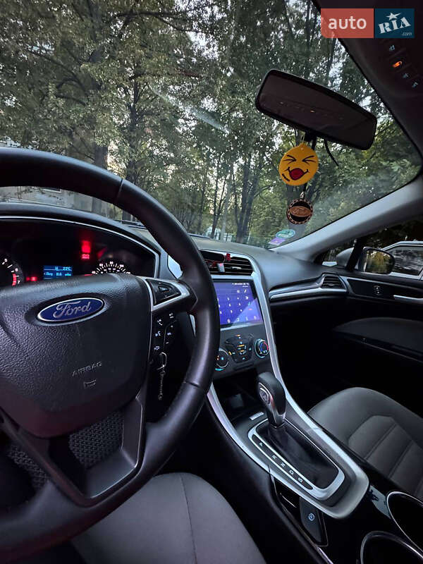 Седан Ford Fusion 2013 в Харькове
