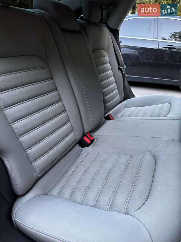 Седан Ford Fusion 2013 в Харькове