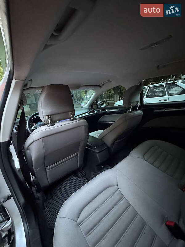 Седан Ford Fusion 2013 в Харькове
