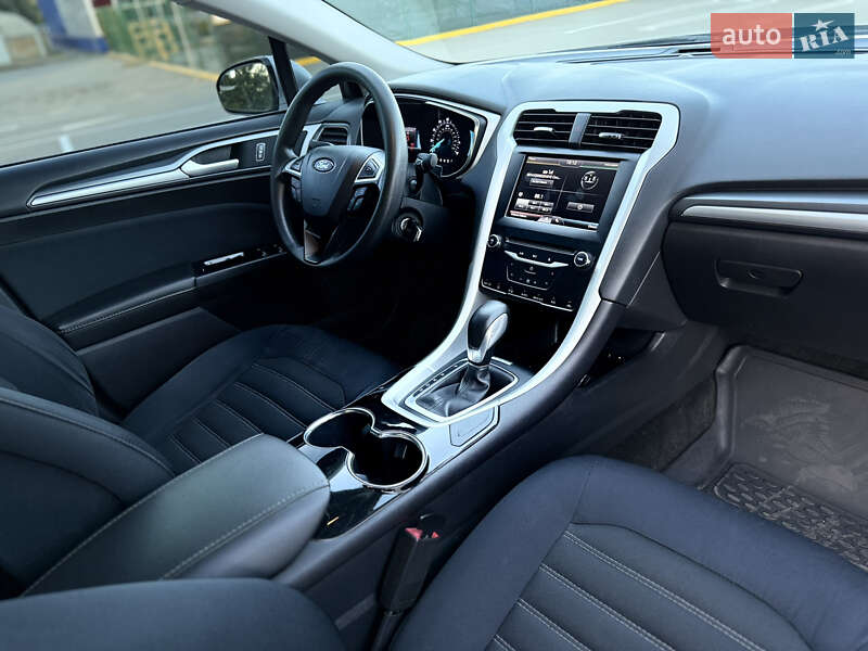 Седан Ford Fusion 2014 в Сумах