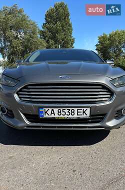 Седан Ford Fusion 2012 в 