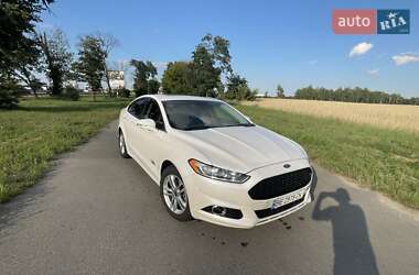 Ford Fusion 2016