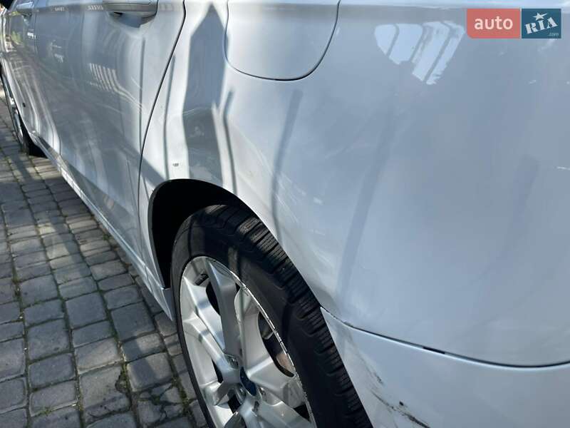 Седан Ford Fusion 2018 в Тернополі