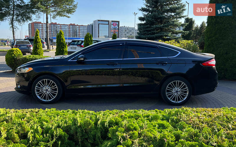 Седан Ford Fusion 2014 в Львове