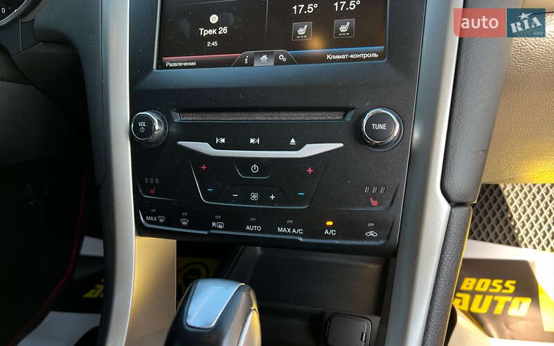 Седан Ford Fusion 2014 в Львове