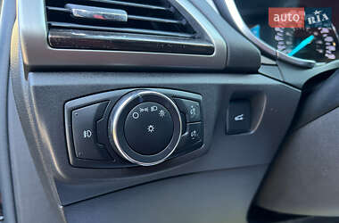 Седан Ford Fusion 2014 в 