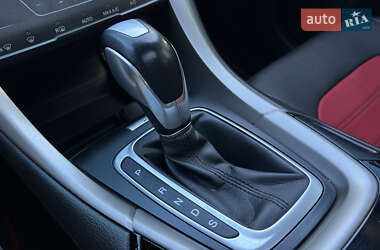 Седан Ford Fusion 2014 в 