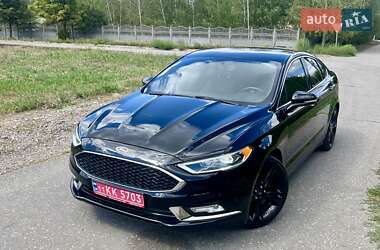 Седан Ford Fusion 2017 в 