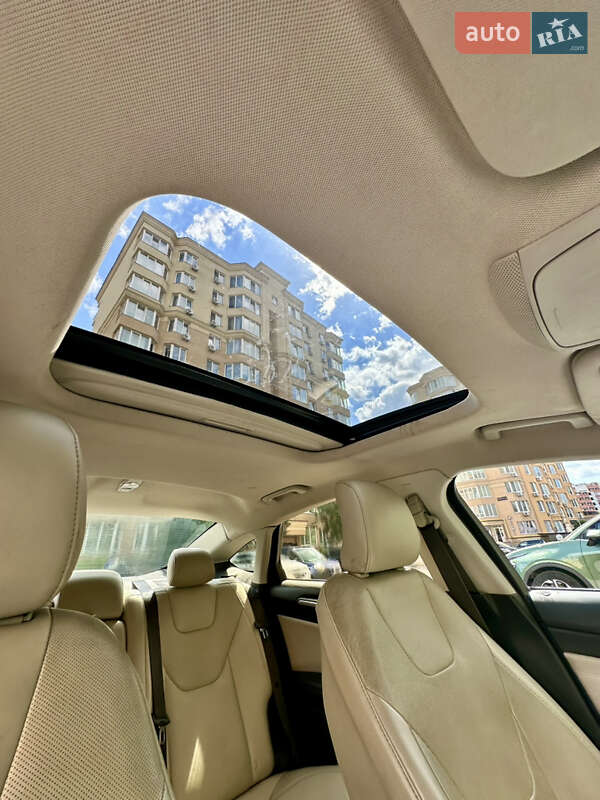 Седан Ford Fusion 2016 в Софиевской Борщаговке