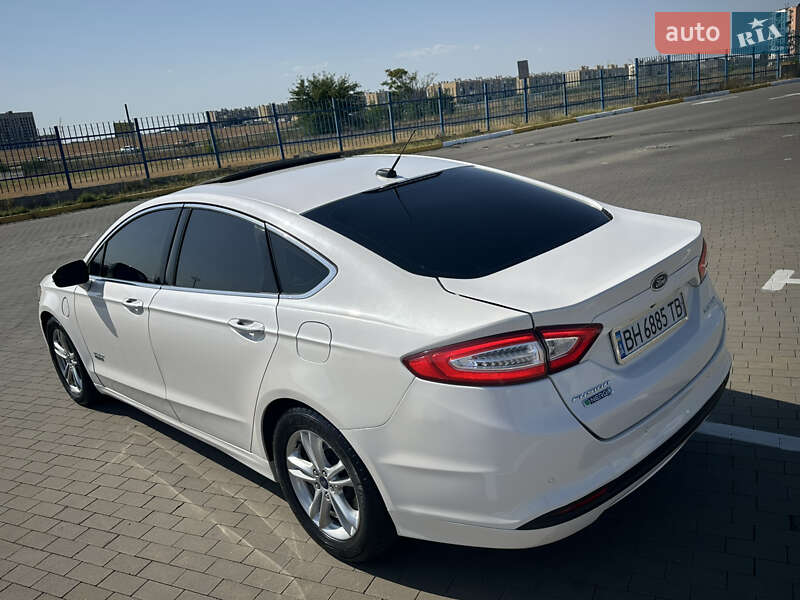 Седан Ford Fusion 2015 в Одессе