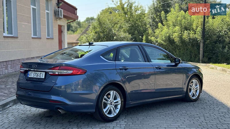 Седан Ford Fusion 2018 в Калуше